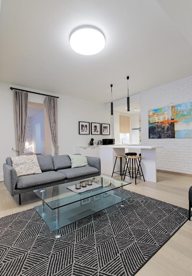 Buddha Luxury Apartment Kaunas City Centre Bagian luar foto